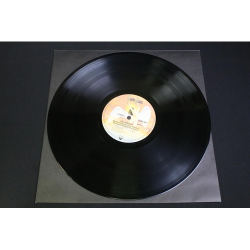 156 - Vinyl - 3 Led Zeppelin LPs to include II (original Spanish pressing on Hispa Vox HAT 421/43) fully l... 