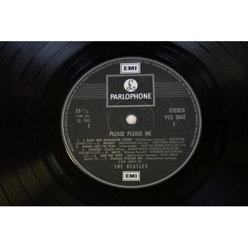 226 - Vinyl - 3 The Beatles LPs to include Revolver (PCS 7009), Please Please Me x 2 (PCS 3042).  All 2 bo... 