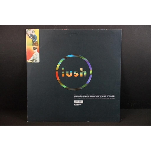 411 - Vinyl - 2 original albums and two 12” by Lush on 4AD Records to include: Spooky (UK 1992, CAD 2002),... 