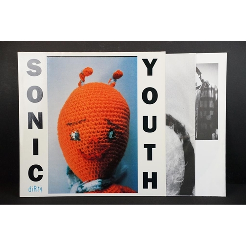 415 - Vinyl - 3 original pressing albums and two 10” by Sonic Youth to include: Dirty (UK / EU 1992, doubl... 