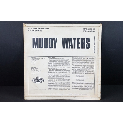 292 - Vinyl - 3 Muddy Waters LPs to include Going Back To Chicago (Python Records PLP-KM-1) test pressing,... 