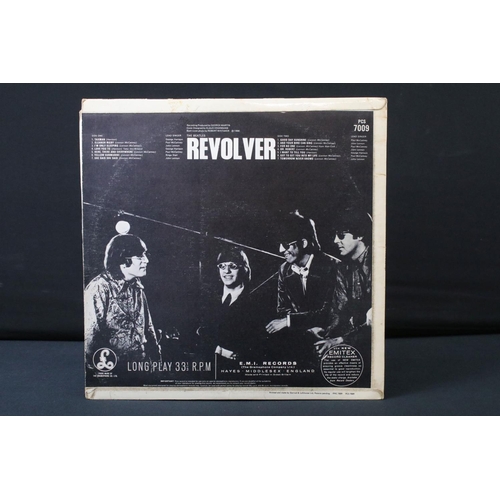 298 - Vinyl - The Beatles Revolver LP on Parlophone PCS 7009.  Yellow & Black labels, Sold In UK and The G... 