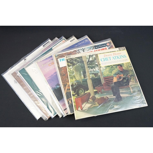 309 - Vinyl - Approx 100 Chet Atkins LPs and Box sets spanning his career including early releases, foreig... 