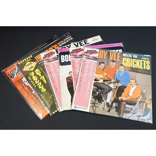 380 - Vinyl - Over 80 LPs by The Crickets and Marty Robbins spanning their careers featuring signed exampl... 