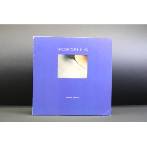 452 - Vinyl - 22 Electronic / KrautRock albums on Bureau B. Records to include: Roedelius – Wasser Im Wind... 