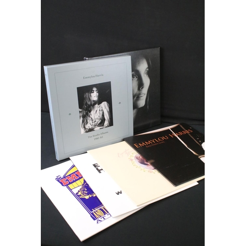 602 - Vinyl - 4 Emmylou Harris LPs and 2 box sets to include The Studio Albums 1980-1983 (585191-1), Queen... 