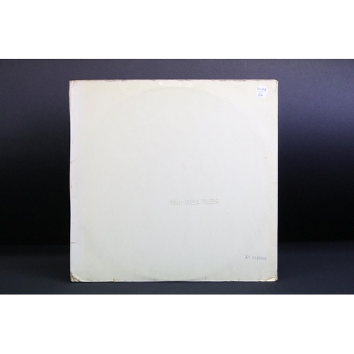 624 - Vinyl - The Beatles White Album (PMC 7067/8) No. 0249004, top loader, mono, no photographs, poster (... 