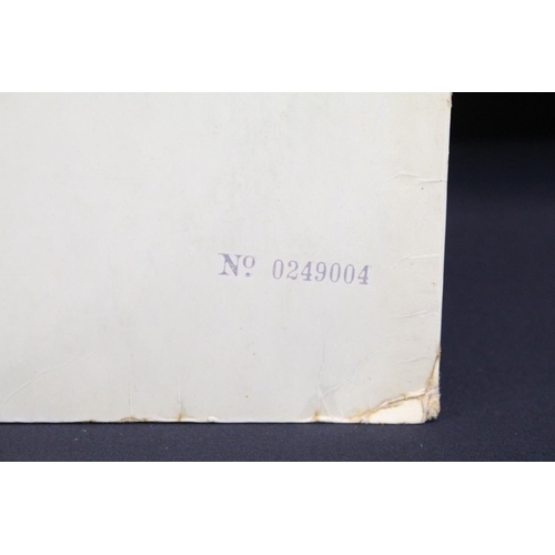 624 - Vinyl - The Beatles White Album (PMC 7067/8) No. 0249004, top loader, mono, no photographs, poster (... 