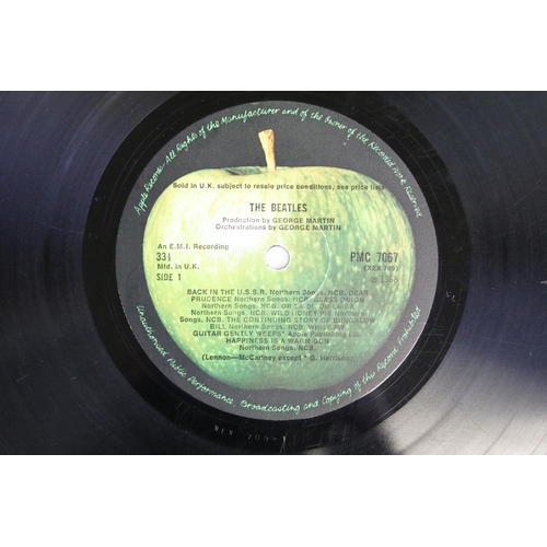 624 - Vinyl - The Beatles White Album (PMC 7067/8) No. 0249004, top loader, mono, no photographs, poster (... 