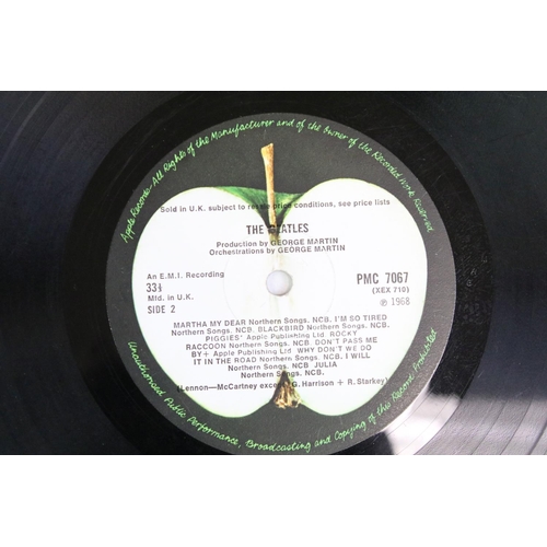 624 - Vinyl - The Beatles White Album (PMC 7067/8) No. 0249004, top loader, mono, no photographs, poster (... 