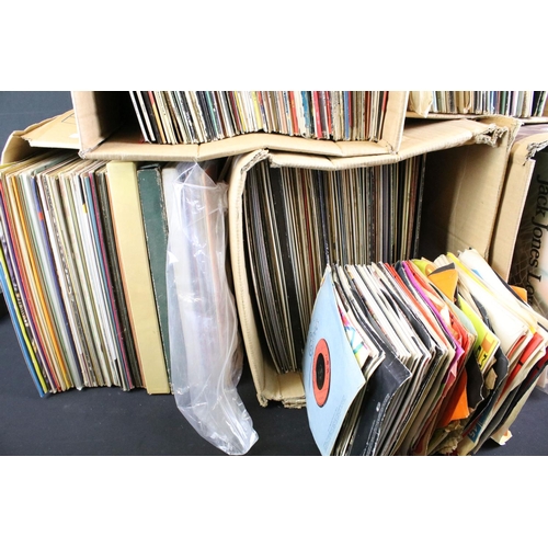 331 - Vinyl - Large Collection LP's & 45's to include compilations, Jose Felicano, Jack Jones, etc, condit... 