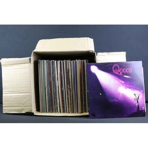 572 - Vinyl - Over 70 Rock & Pop LPs to include Queen x 4, Pink Floyd, Star Wars (soundtrack with poster),... 