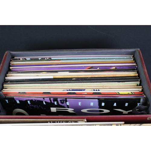 606A - Vinyl - 38 LPs to include Mark Knopfler, The Beach Boys, Rod Stewart, Elvis Presley, Roy Orbison, Th... 