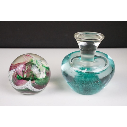 87 - Collection of glass to include Caithness Serenity paperweight 304/500, Caithness Extravaganza paperw... 