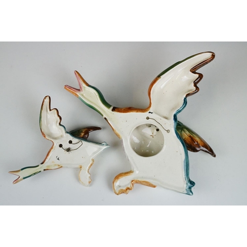 90 - Collection of flying duck ceramic wall plaques of various sizes and designs. Most unsigned, includes... 