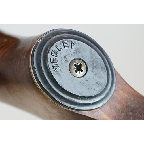 340 - A Webley & Scott Vulcan air rifle, .22 calibre.