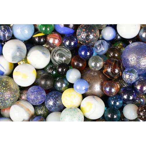 352 - A large collection of mixed marbles to include various colours and sizes.