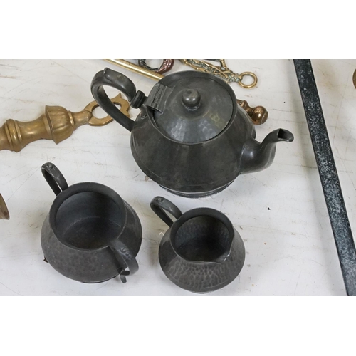 409 - Mixed metalware to include a pair of brass three-branch wall sconces, Arts & Crafts style pewter tra... 