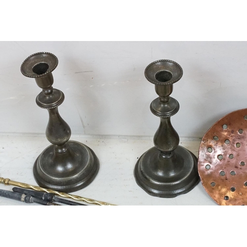 409 - Mixed metalware to include a pair of brass three-branch wall sconces, Arts & Crafts style pewter tra... 