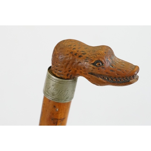 162 - Three late 19th / early 20th century walking stick to include an early 20th century ebonised stick w... 