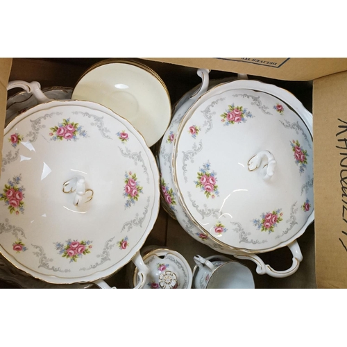 120 - Royal Albert 'Tranquillity' tea & dinner ware to include teapot, 6 teacups, mug, 2 coffee cups, 7 te... 