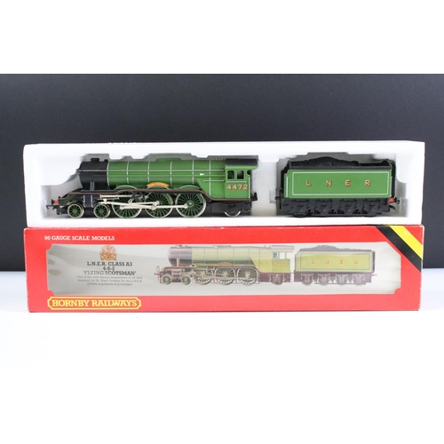 12 - Five boxed Hornby OO gauge locomotives to include R080 BR Class 29 Diesel, R866 LNER B12 locomotive,... 