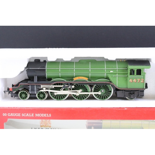 12 - Five boxed Hornby OO gauge locomotives to include R080 BR Class 29 Diesel, R866 LNER B12 locomotive,... 