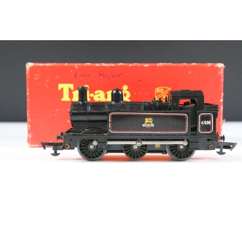 27 - Seven boxed Triang / Hornby OO gauge locomotives to include 2 x R251 0-4-0 Class 3F Tender Loco blac... 