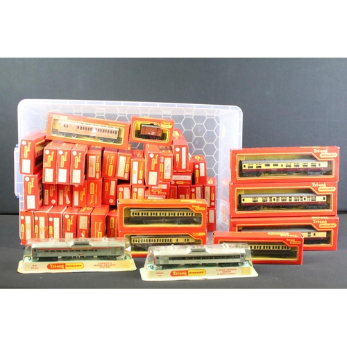 35 - 53 Boxed Triang & Hornby OO gauge items of rolling stock to include 2 x No 3521 Canada's Model Railw... 