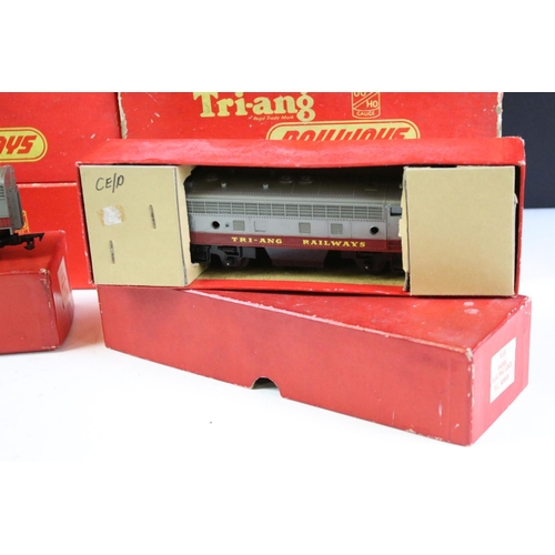 39 - Nine boxed Triang OO gauge locomotives and cars to include 3 x R55 Diesel Electric Loco, 2 x R155 Di... 