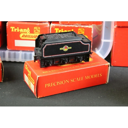 60 - 17 Boxed Triang OO gauge locomotives to include R54 4-6-2 Pacific Loco, R59 2-6-2 Tank Loco black li... 