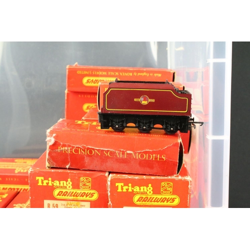 60 - 17 Boxed Triang OO gauge locomotives to include R54 4-6-2 Pacific Loco, R59 2-6-2 Tank Loco black li... 