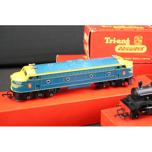 70 - 11 Triang OO gauge locomotives and power cars to include 3 x boxed examples 
(R355 0-4-0 Industrial ... 