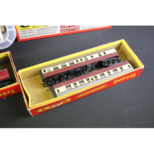 75 - 43 Triang & Hornby items of rolling stock to include 5 x Hornby examples in white boxes, plus 6 x bo... 