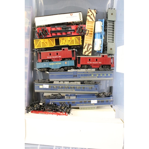 75 - 43 Triang & Hornby items of rolling stock to include 5 x Hornby examples in white boxes, plus 6 x bo... 