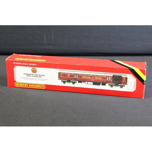 77 - Two boxed Hornby OO gauge train sets to include R538 Blue Pullman Set and another in cardboard and w... 