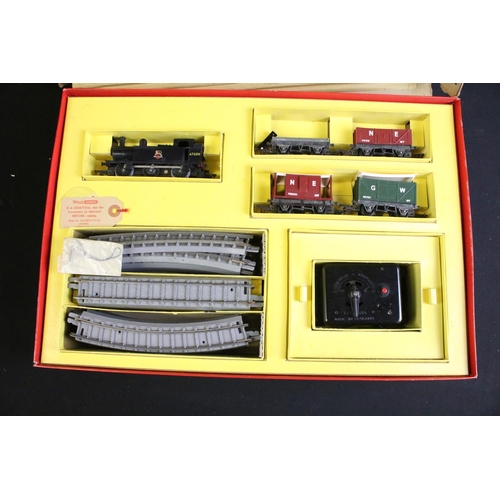 83 - Nine boxed Triang OO gauge train sets to include RGX, RS30, RJX, R3B, R3X etc, contents completeness... 