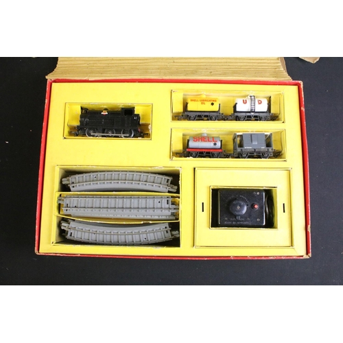 83 - Nine boxed Triang OO gauge train sets to include RGX, RS30, RJX, R3B, R3X etc, contents completeness... 