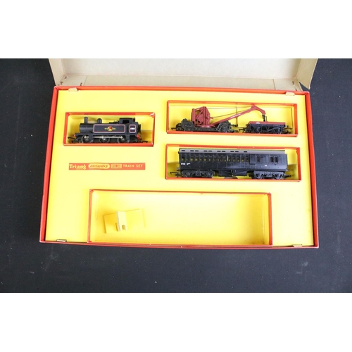 83 - Nine boxed Triang OO gauge train sets to include RGX, RS30, RJX, R3B, R3X etc, contents completeness... 