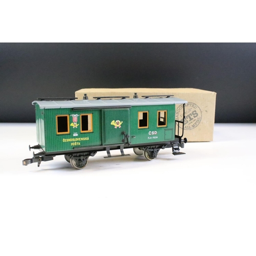 89 - Boxed ETS O gauge 2-6-0 Steam Locomotive Victoria with tender, plus 2 x boxed ETS items of rolling s... 