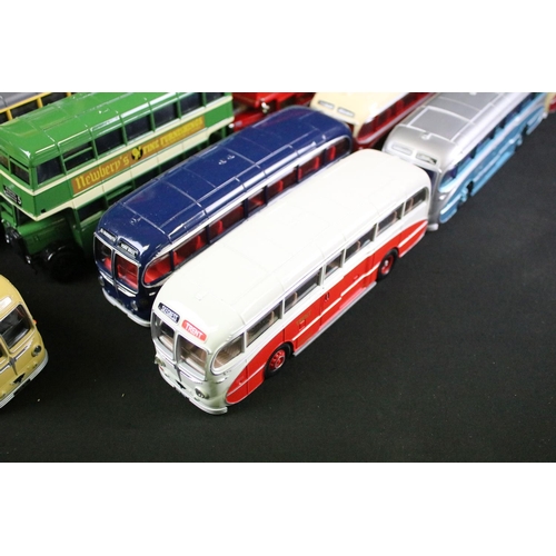 117 - Collection of 42 Corgi diecast model buses / coaches, diecast appears vg. (2)