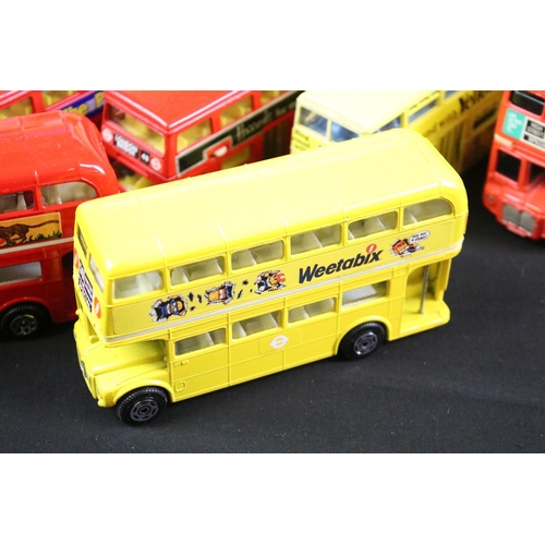 125 - Around 60 diecast models buses to include Corgi, Matchbox Super Kings and Dinky examples, diecast ge... 