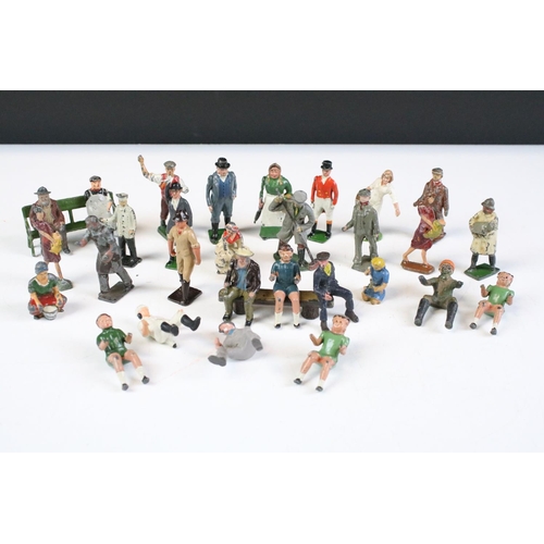 253 - Collection of early to mid 20th C Britains metal figures & plastic to include many Farming examples