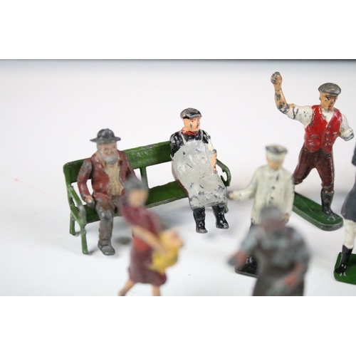 253 - Collection of early to mid 20th C Britains metal figures & plastic to include many Farming examples