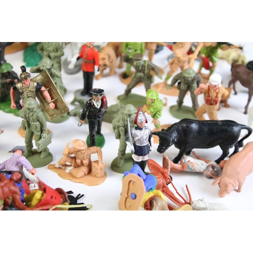 257 - Collection of around 140 plastic figures & accessories to include Timpo Toys, Britains & unbranded e... 