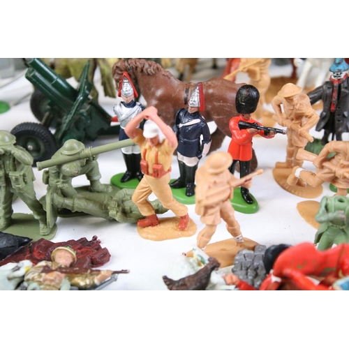 257 - Collection of around 140 plastic figures & accessories to include Timpo Toys, Britains & unbranded e... 