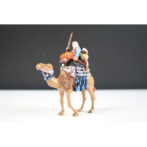 262 - Boxed Britains ltd edn 5298 Lawrence and the Arab Revolt 1917 metal figure set, numbered 0200, compl... 