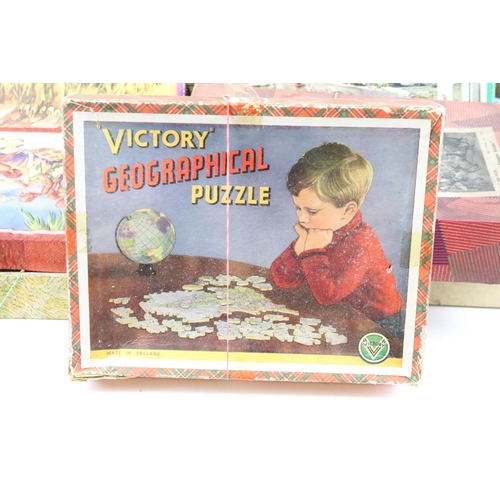 265 - 12 Boxed wooden vintage Victory jigsaw puzzles