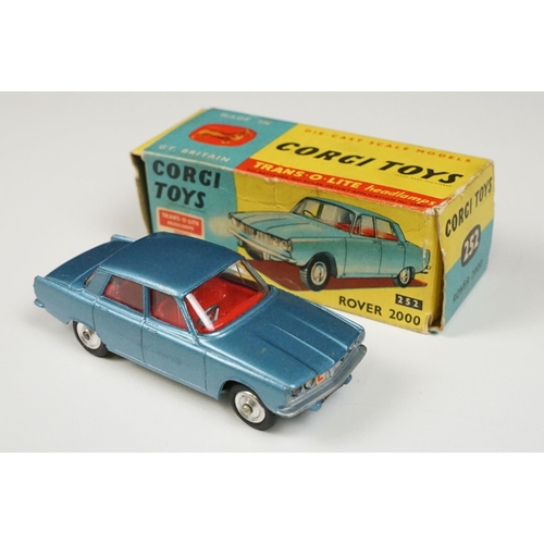 180 - Three boxed Corgi diecast models to include 226 Morris Mini Minor in pale blue with red interior (bo... 