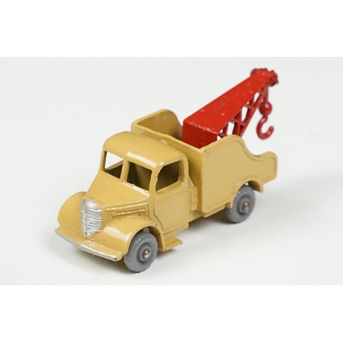 190 - Three boxed Matchbox Series MOKO Lesney diecast models to include 13 Wreck Truck in tan with red jib... 